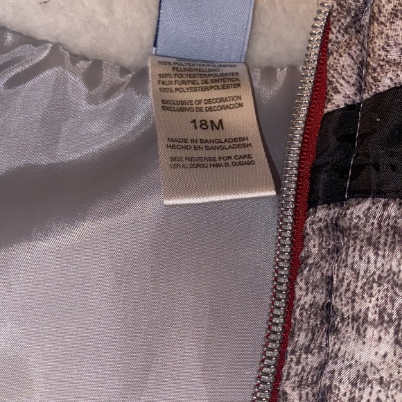 Puffy vest - Picture 2 of 5